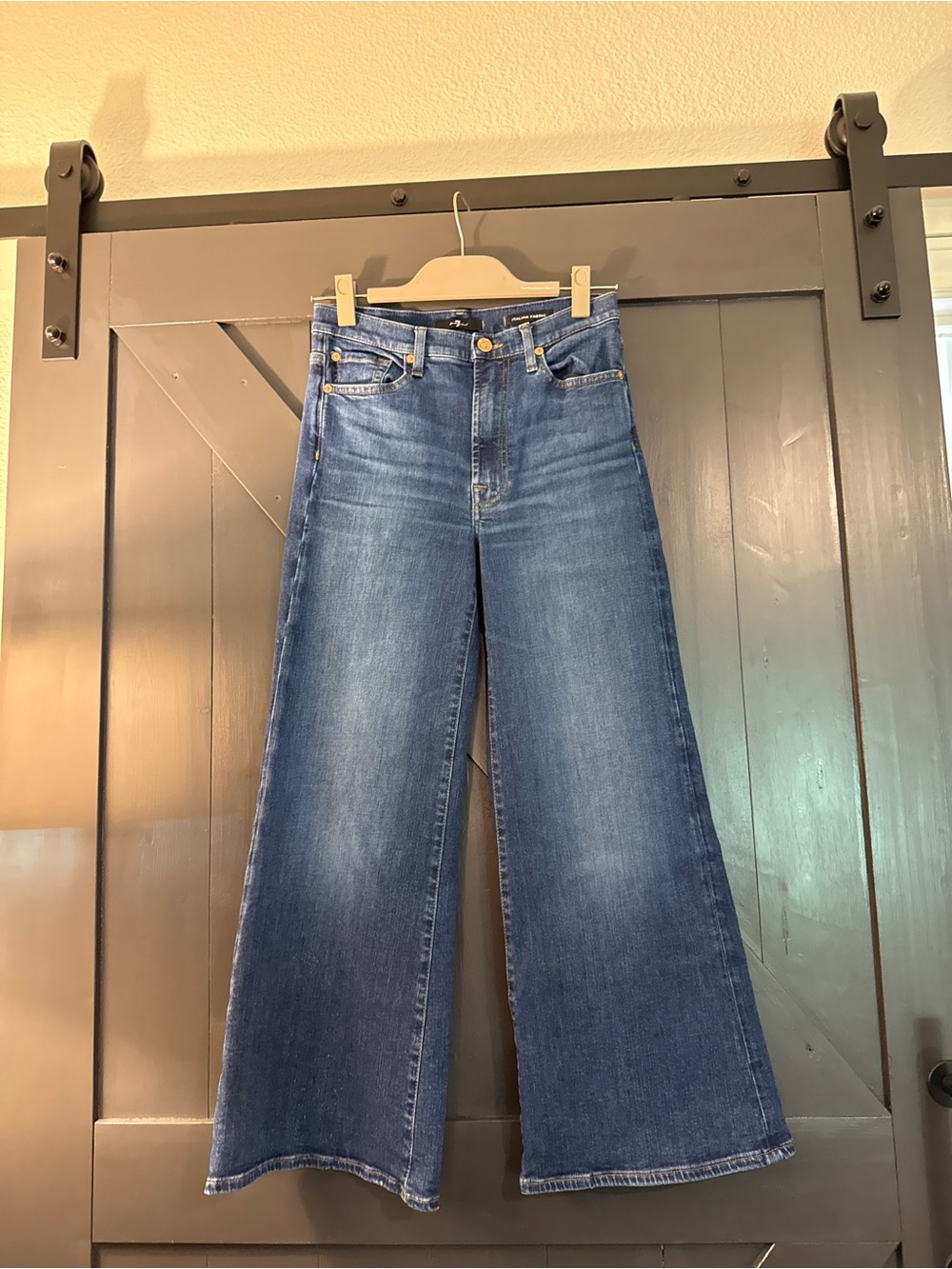 7 for all Mankind